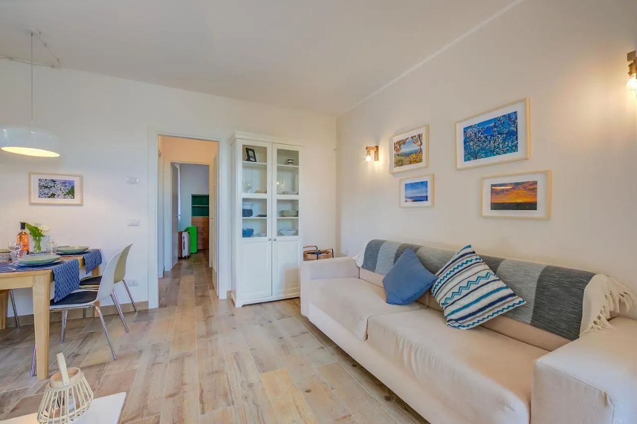 Apartment La Casa Accanto With Shared Pool - Happy Rentals Padenghe sul Garda Italy