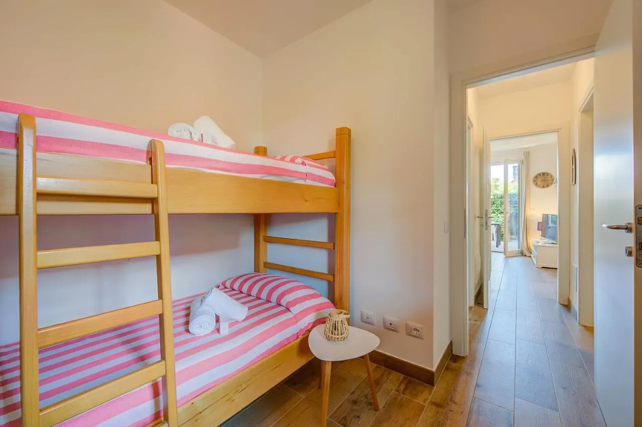 Apartment La Casa Accanto With Shared Pool - Happy Rentals Padenghe sul Garda Italy